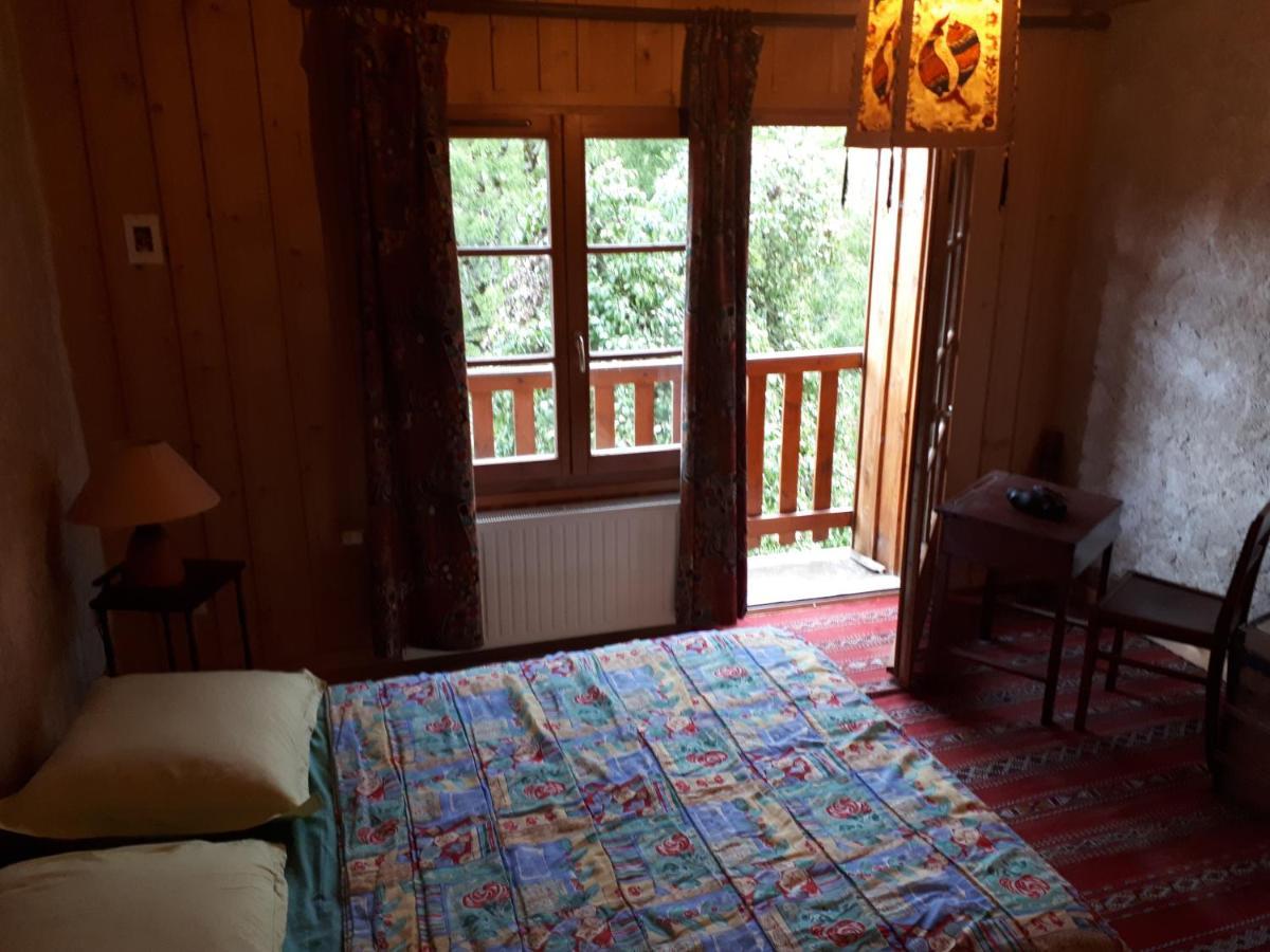 Bed and Breakfast Crouzet Exteriér fotografie